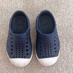 Native Jefferson Navy Shoe size C5